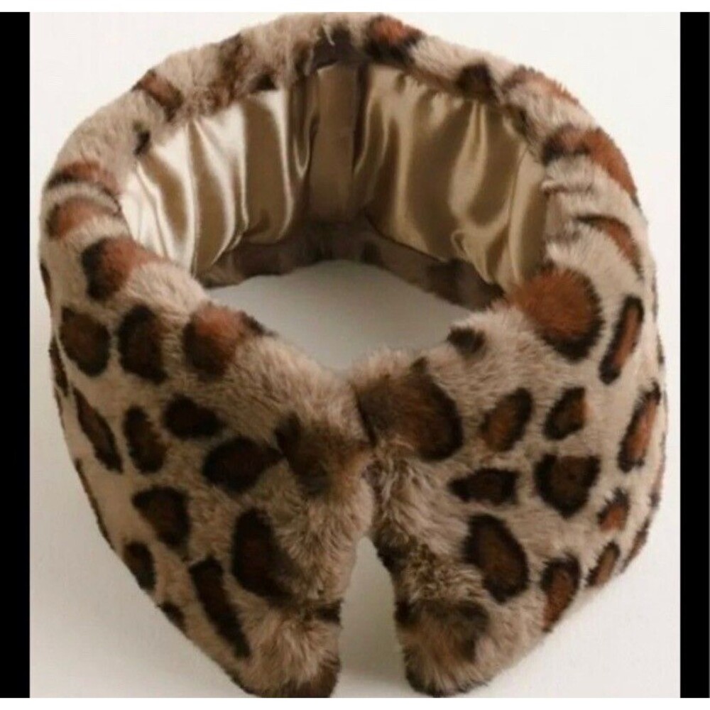 Chico’’s Faux Fur Collar